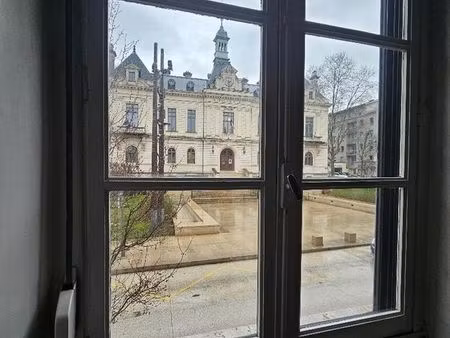 appartement 2 pièces 32 m²