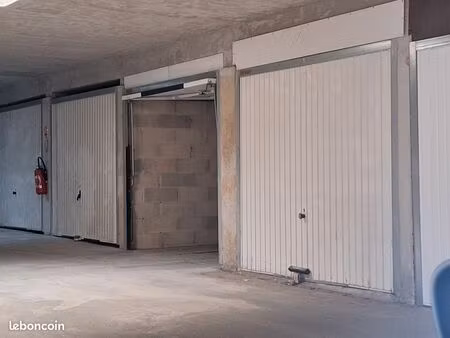 box garage