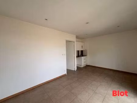 location appartement 2 pièces à guipavas (29490) : à louer 2 pièces / 30m² guipavas