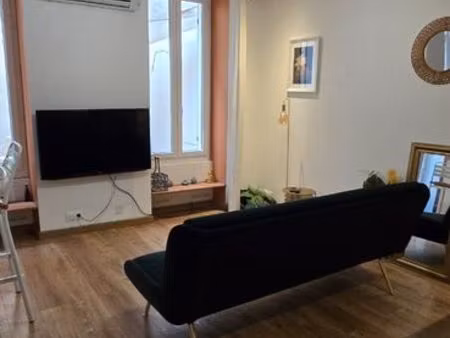 t2 meublé 38m2 + extérieur 18m2