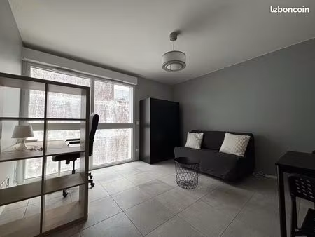 studio meublé avec parking à côté du chu à louer