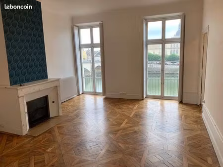 appartement t3 quais de saône