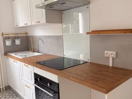 bel appartement t3 avec garage  jardinet  balcon et parking -montluçon