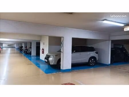 location parking espace méditerranée perpignan 66000