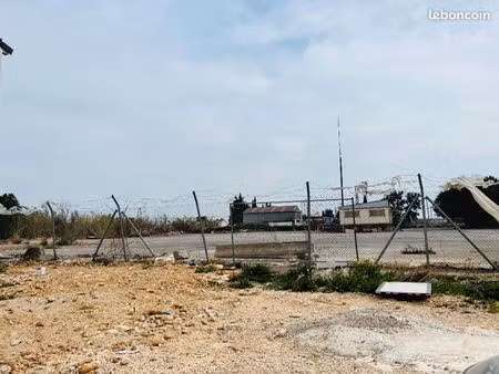 terrain 300 m² fos sur mer
