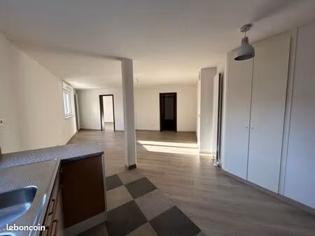 appartement 3 pièces 74 m²