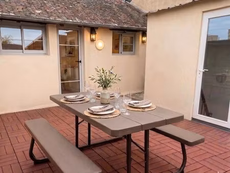 t2 rénové & meublé à neuf + toit-terrasse de 25 m2 - 150m de verdun