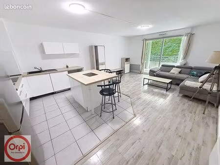 appartement 3 pièces 65 m²