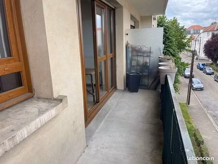 apparemment f2 à louer