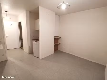 studio 1 pièce 17 m²
