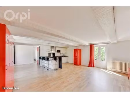 appartement 3 pièces 80 m²