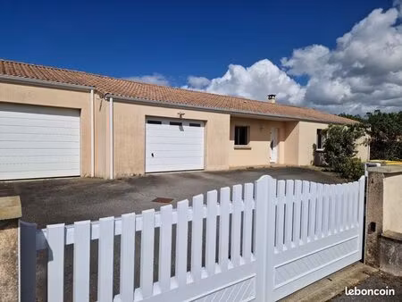 maison familiale 135m2 avec jardin et double garage (saint pardoux 79)