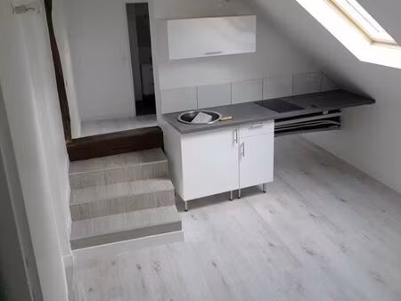 studio/t2 16m2 carrieres s/s poissy centre