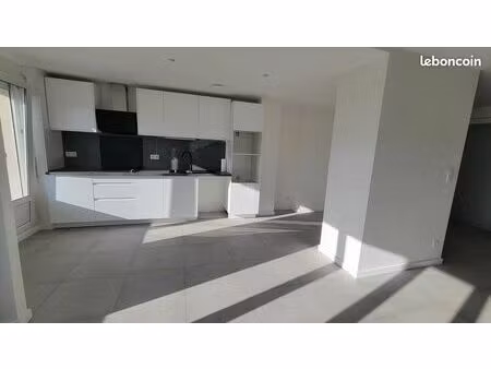 montbéliard proche commerces grand f4 90m²