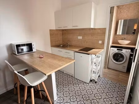 secteur mairie studio meublé refait à neuf