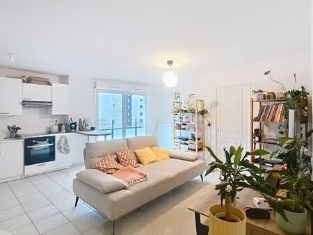 appartement 3 pièces 61 m²