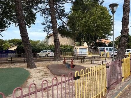 maison 86m2  dependance 17m2 sur 565m2 de terrain-piscinnable-13129 salin de giraud-camarg