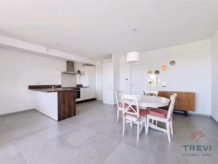 appartement à louer avec terrasse et 2 chambres   braine-le-comte (vbe31666)
