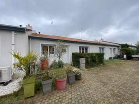 vente maison à roussay (49450) : à vendre / 93m² roussay