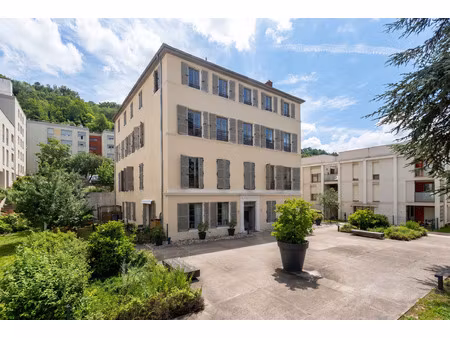 appartement 3 pièces - 56 m²