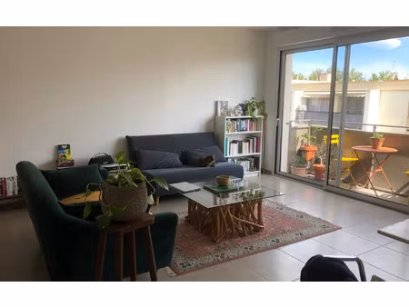 location appartement  78.05 m² t-3 à sète  1 002 €