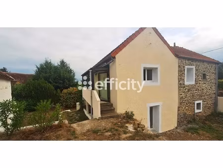 maison 8 pièces - 69 m²
