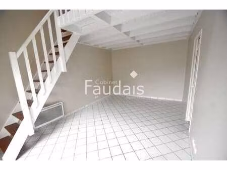 location appartement 2 pièces à saint-lô (50000) : à louer 2 pièces / 30m² saint-lô