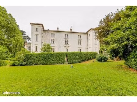 appartement 5 pièces 105 m²