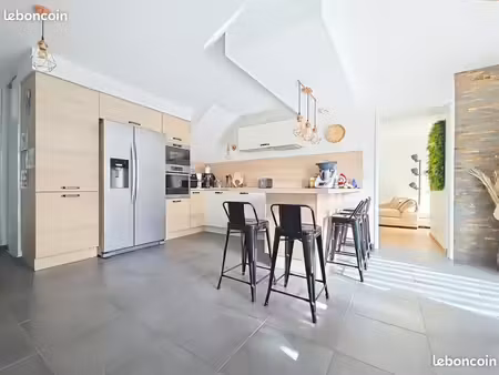 maison 6 pièces - 4 chambres - 2018 - 112 m2