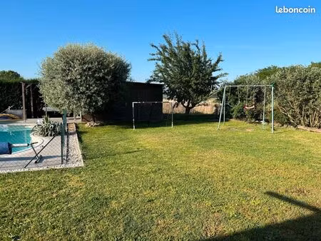 maison 149m2/terrain 930m2/piscine