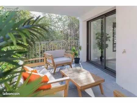 aix- la duranne haute - t2 neuf de 50 m² avec loggia de 11 m² dans un domaine paysager
