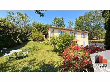 maison 5 pièces 121 m²