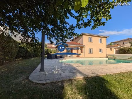 maison 6 pièces 124 m²