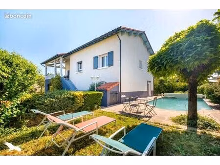 maison 6 pièces 154 m²