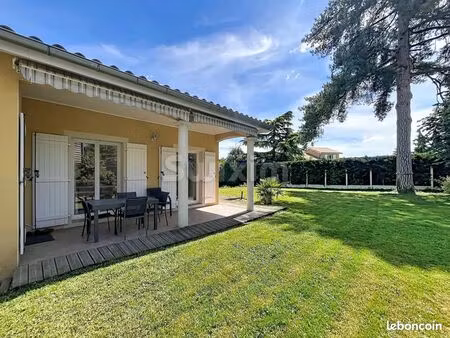 villa 7 pièces 165 m²