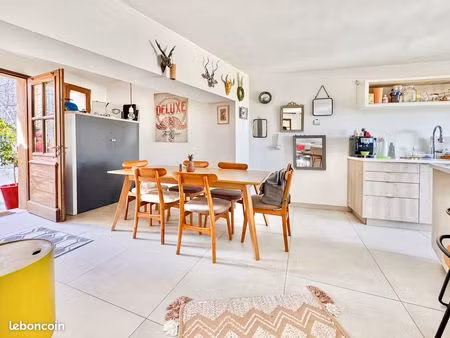 maison de village 3 pièces 88 m²