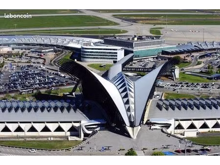 parking p4 aéroport lyon st exupery