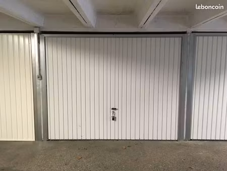 garage/box 13 m² decines charpieu