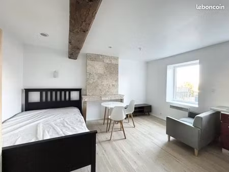 studio 1 pièce 25 m²