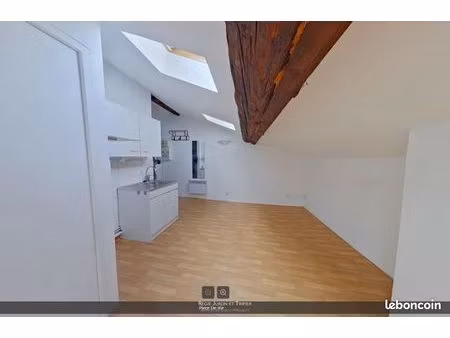 studio 1 pièce 24 m²