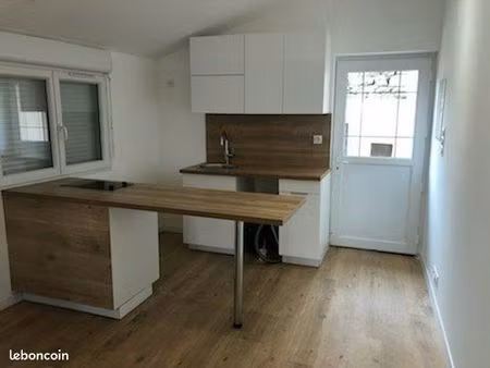appartement dans corps de ferme avec terrasse