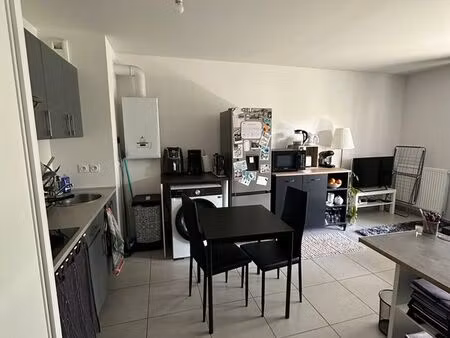 appartement t2 à louer – disponible à partir du 1er juillet