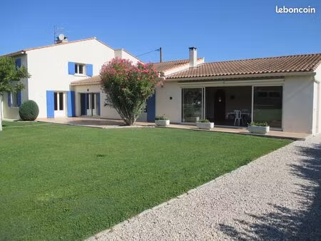 maison 7 pièces 173 m2 à saint-rémy-de-provence