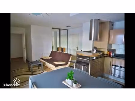 loue t3 meublé