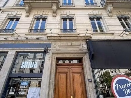 appartement 3 pièces 79 m²