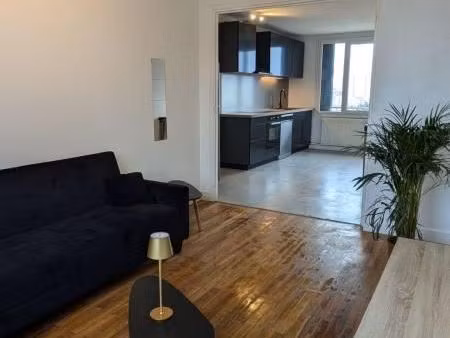 appartement 4 pièces 74 m²