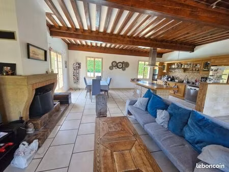 maison 5 pièces 178 m²