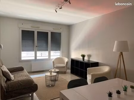 appartement t2 proche presqu'île