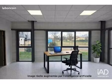 local 40 m² brindas