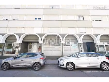 bureau 45 m²